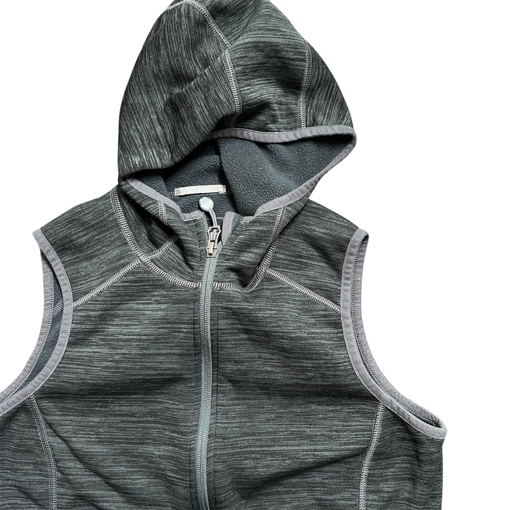 LL Bean‎ Women's XS Gray Active Full Zip Hooded Vest Sleeveless Jacket
